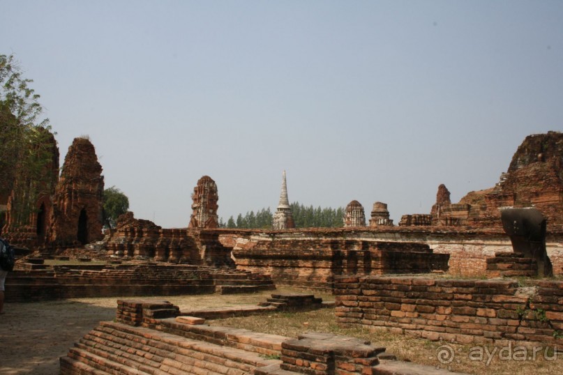 Аюттая -  древняя столица Сиама, практически полностью разрушенная  бирманцами.