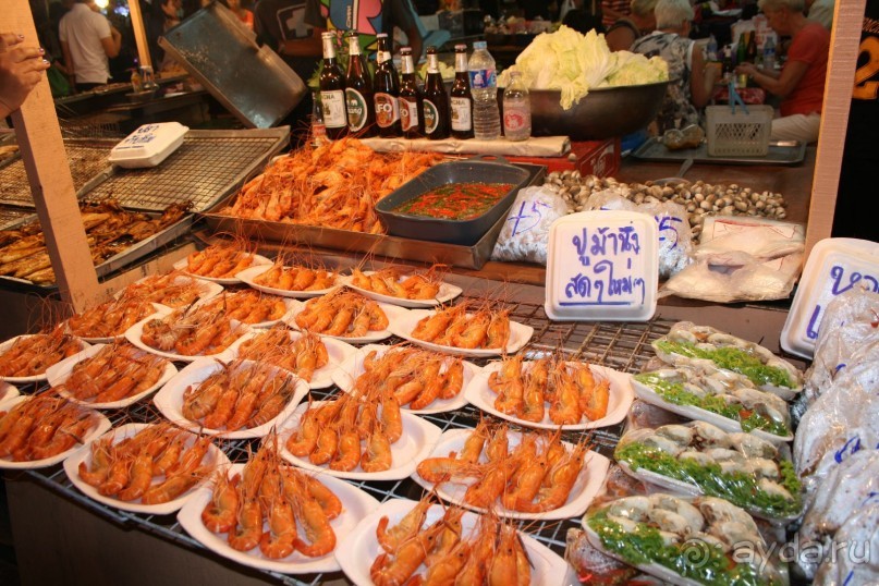 Паттайя. Ночной рынок на Тепразите. Креветочки  