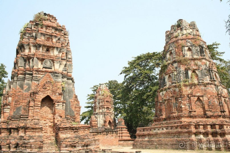 Аюттая -  древняя столица Сиама, практически полностью разрушенная  бирманцами.