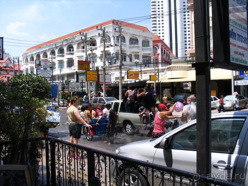 Сонгкран 2006