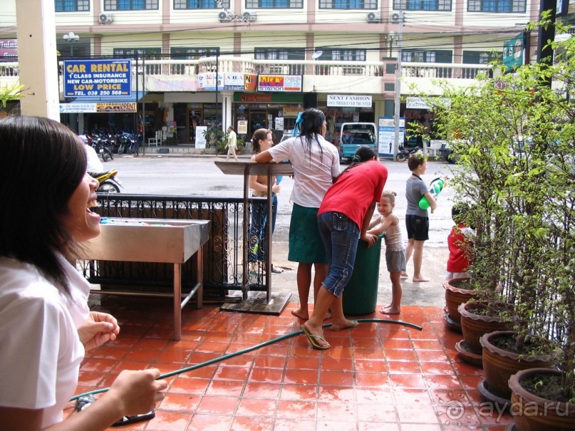 Сонгкран 2006