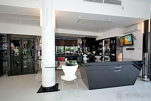 Вилла 6 спален со своим пляжем. Пляж НаДжомтьен. Паттайя