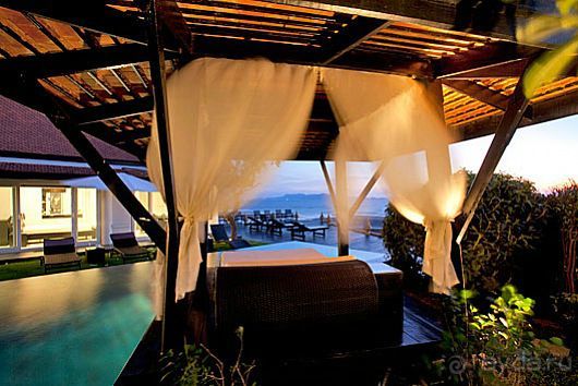 Вилла 6 спален со своим пляжем. Пляж НаДжомтьен. Паттайя