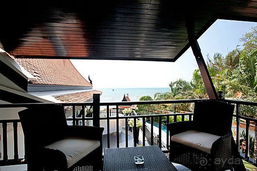 Вилла 6 спален со своим пляжем. Пляж НаДжомтьен. Паттайя