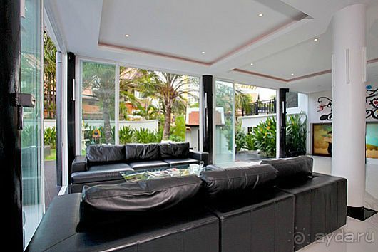 Вилла 6 спален со своим пляжем. Пляж НаДжомтьен. Паттайя