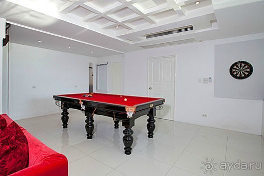 Вилла 6 спален со своим пляжем. Пляж НаДжомтьен. Паттайя