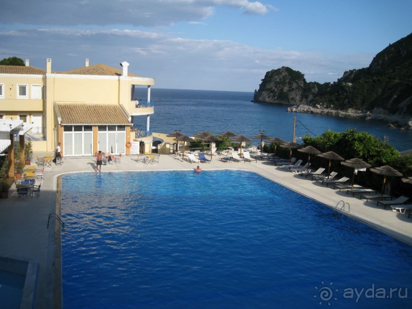 Начало лета на Корфу.