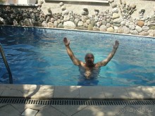 БАССЕЙНА  НА ВИЛЛЕ ЛЕВАНТИН.