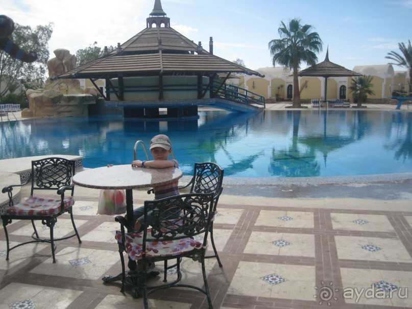 Тихая бухта в ветреном Шарме