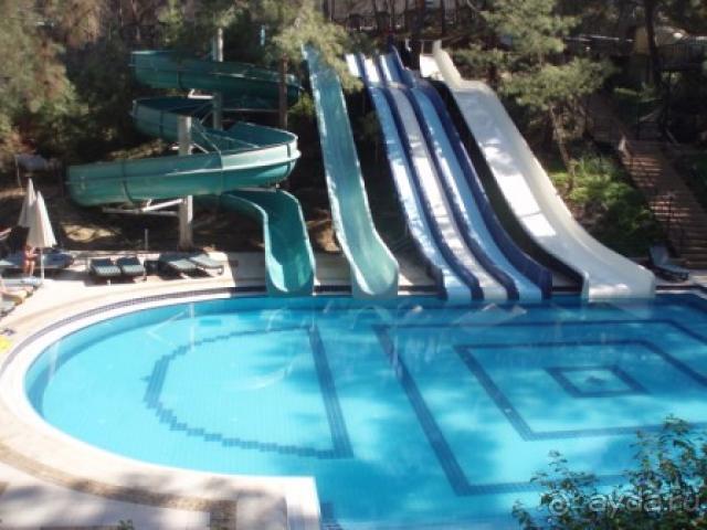 фото Utopia World Hotel