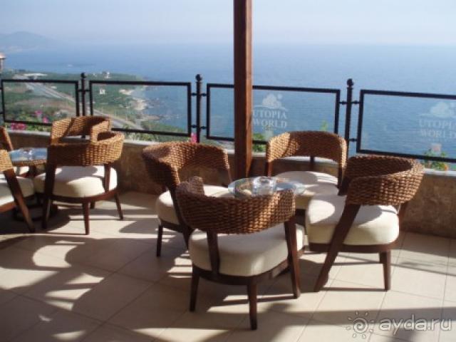 фото Utopia World Hotel