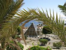 старое название отеля Pyramisa