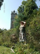 Разграбленные аборигенами заброшенные дворцы под Сухумом у Агудзеры.