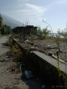 Неоправданная дороговизна и разруха в Гагре . 2013. Осень . Фото.