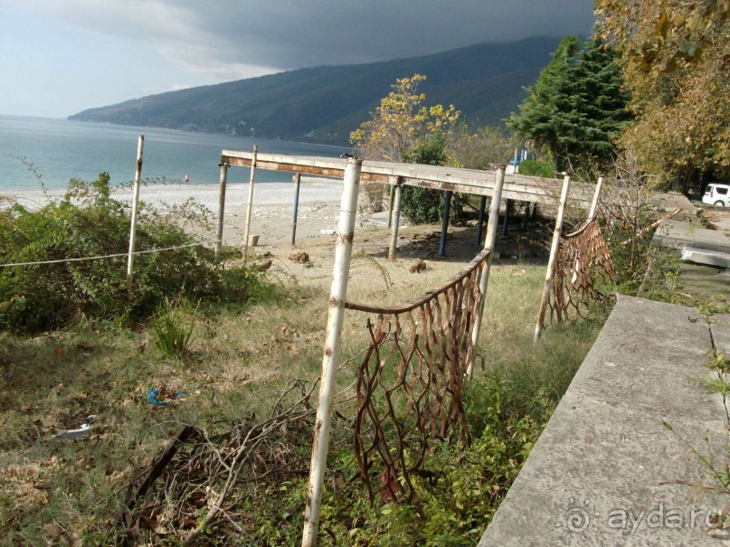 Неоправданная дороговизна и разруха в Гагре . 2013. Осень . Фото.