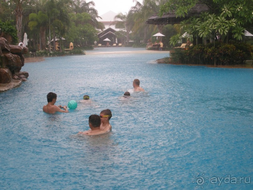 фото Ravindra Beach Resort & SPA