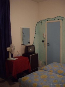 === Saxon - отель для выносливых и терпеливых ===