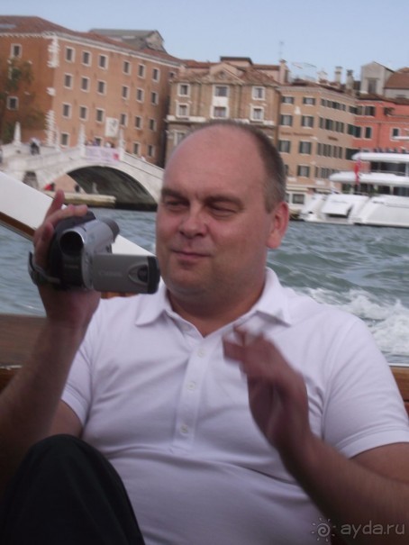 Свое свадебное путешествие я мечтала провести только в Италии...