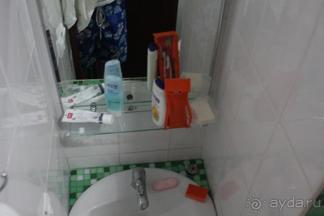 А вот и умывальник