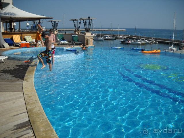 фото Alexis Hotel