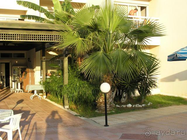 фото Yiannoulla Beach