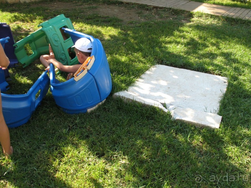фото Nissaki Beach