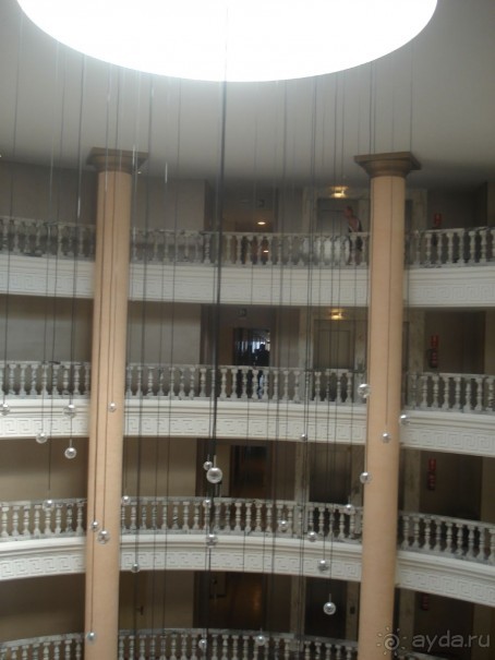 Шампанское по утрам!