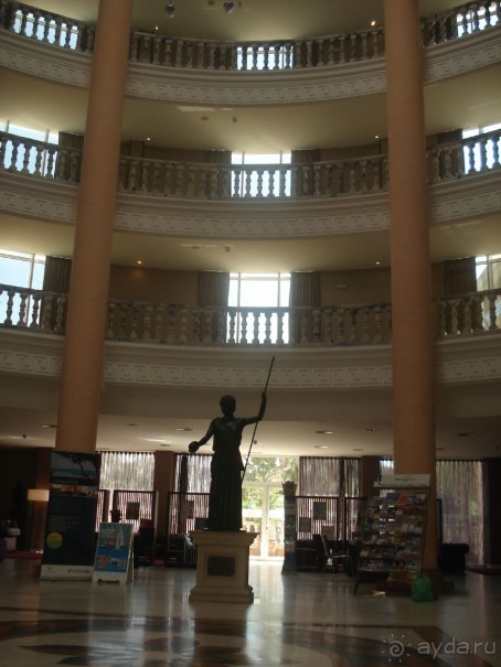 Шампанское по утрам!