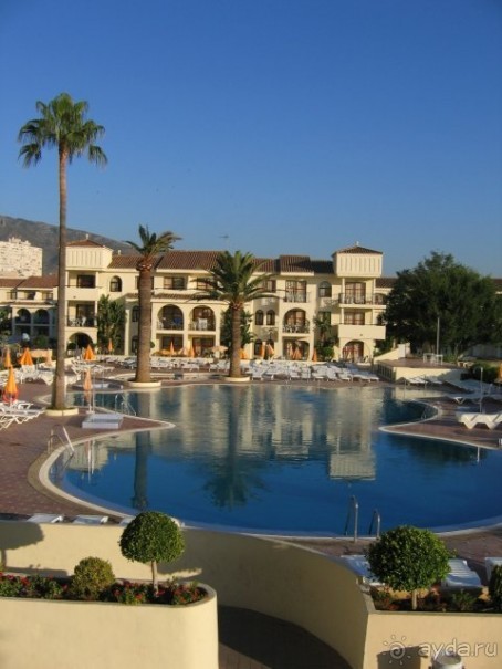 Puente Real.. Бассейн рано утром