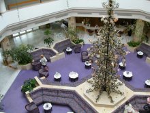 Холл отеля Sol Azur. Вид с верху