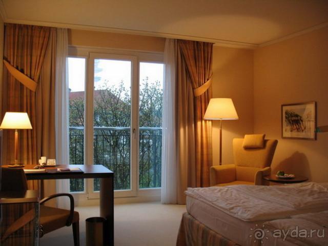 фото Continental