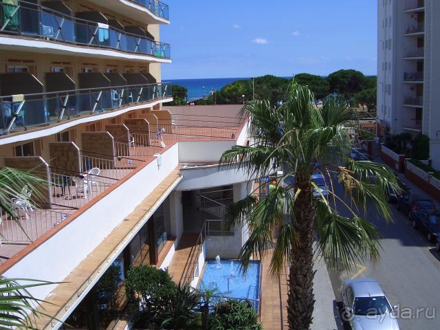 Вид с балкона, июль 2008