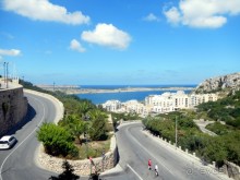 Меллиха - вид на церковь с пляжа