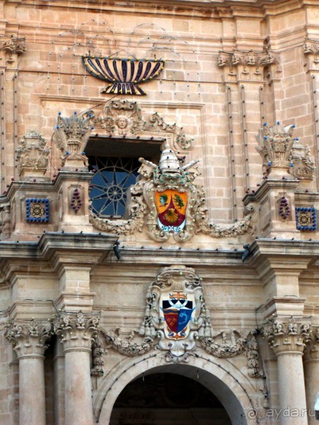 Заббар - церковь Богородицы Милосердной, детали