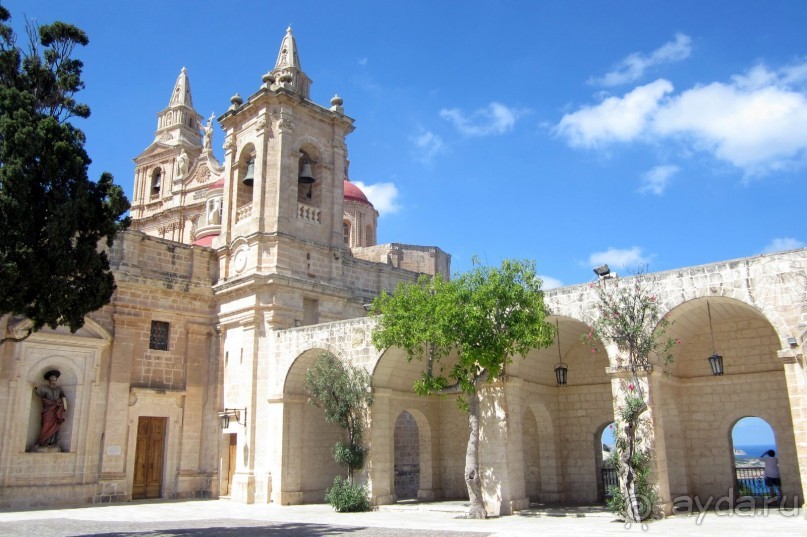 Меллиха - Церковь Богородицы Победоносной