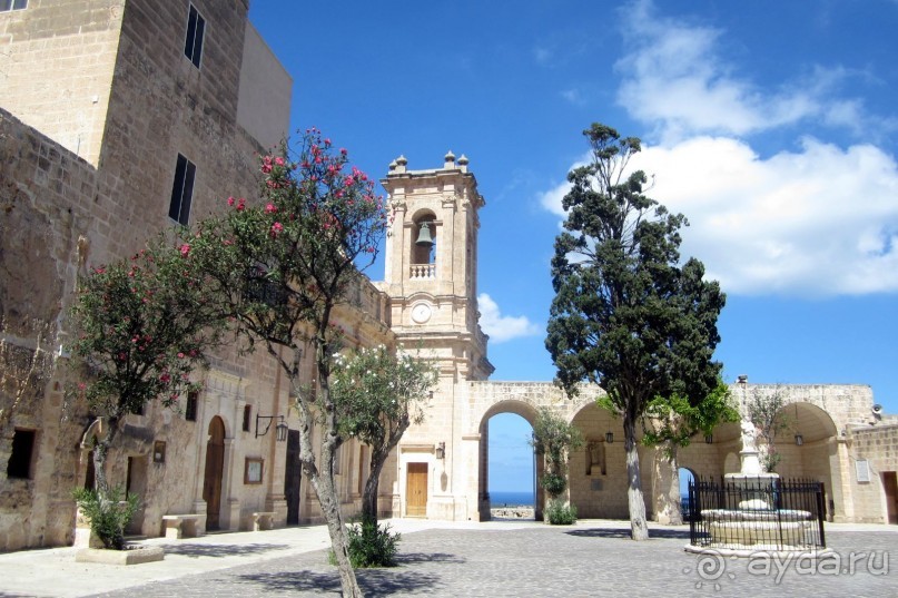 Меллиха - Церковь Богородицы Победоносной