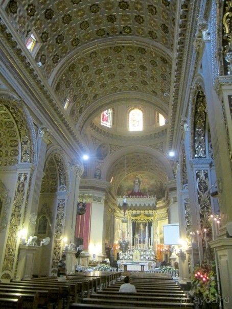 Заббар - церковь Богородицы Милосердной, детали