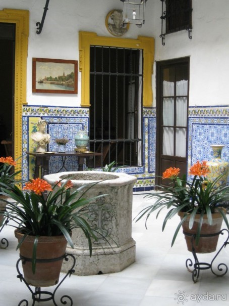 Севилья - улочки квартала  Санта Круз