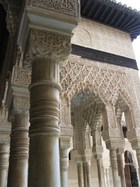 Резные арки Львиного дворика