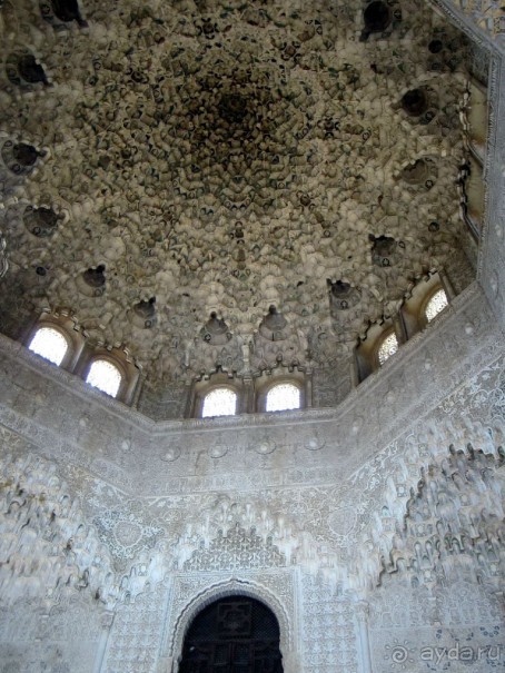 Альгамбра - Купола залов