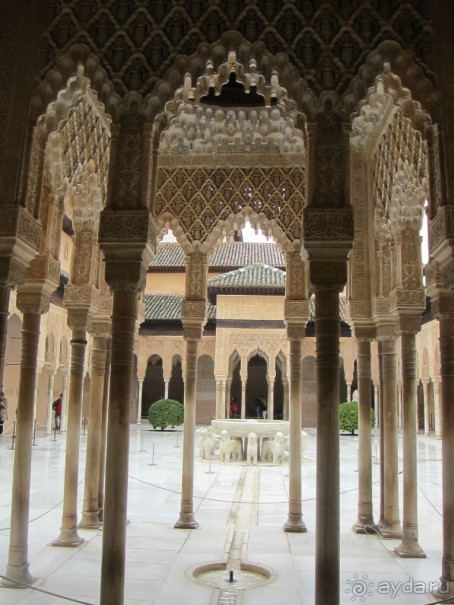 Львиный дворик