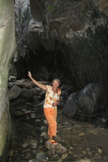 На недельку, до второго, я уеду ... в Пафос