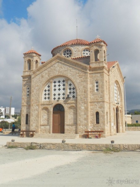 На недельку, до второго, я уеду ... в Пафос