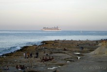 Городской пляж в Слиме со стороны открытого моря