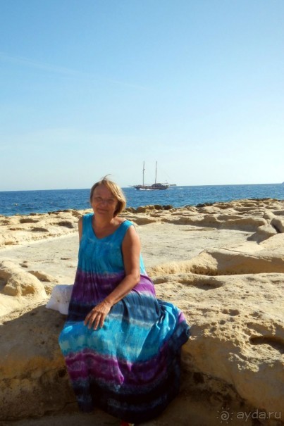 Городской пляж в Слиме со стороны открытого моря