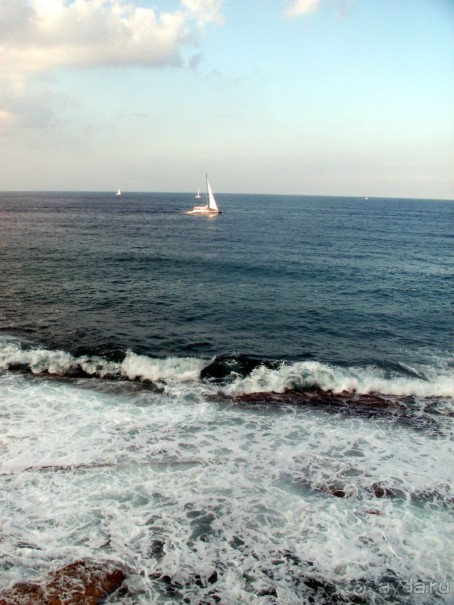 Городской пляж в Слиме со стороны открытого моря