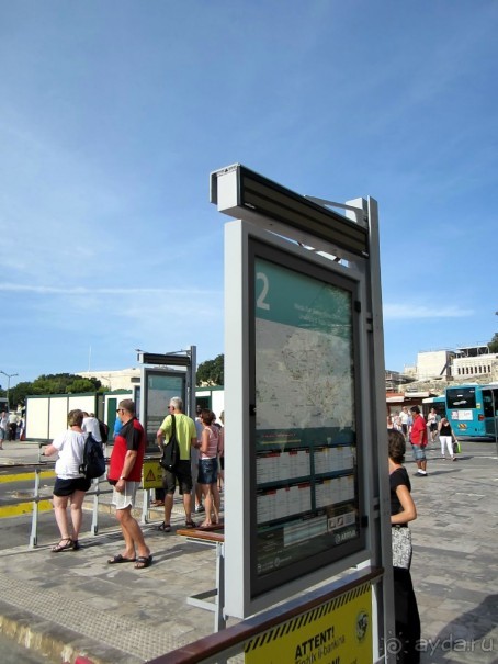 Автобусный терминал в Валлетте