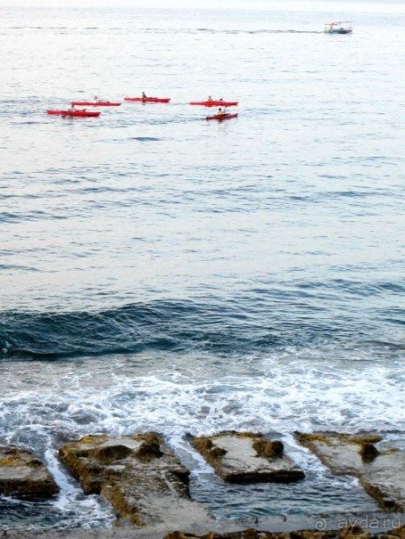 Городской пляж в Слиме со стороны открытого моря