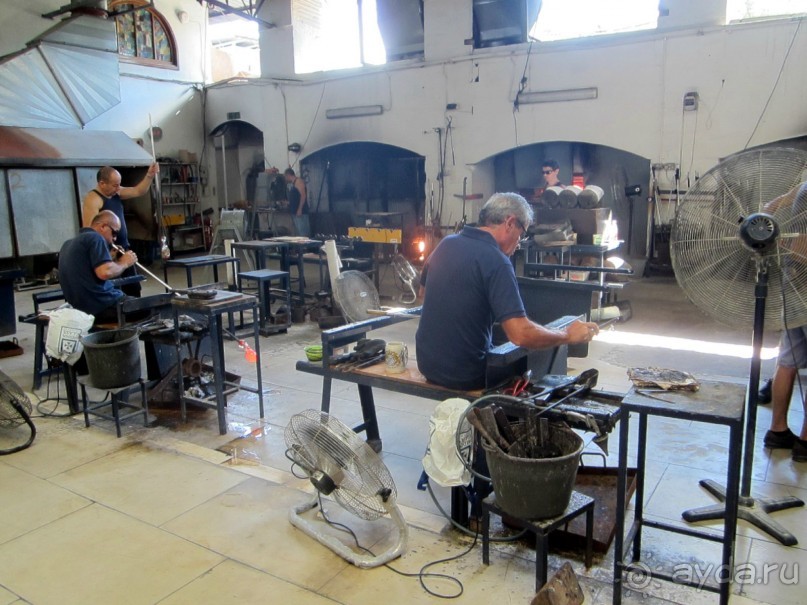 Та’Кали - стеклодувы за работой