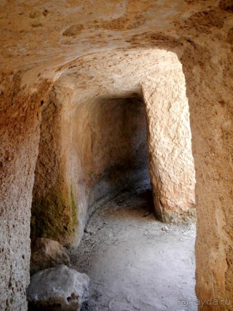 Замок Сорока колонн